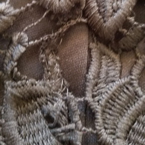 Haute  Monde Lace Skirt - Picture 6 of 8